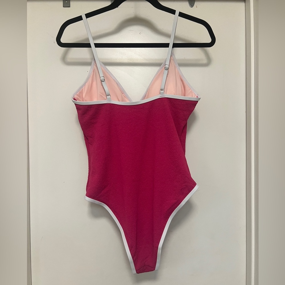Cupshe Atlantis Magenta V-Neck One-Piece - size L - Picture 6 of 10